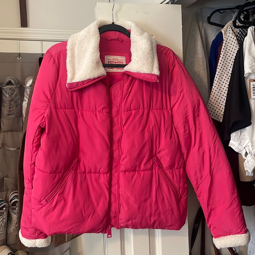 Levi’s sherpa lined puffer